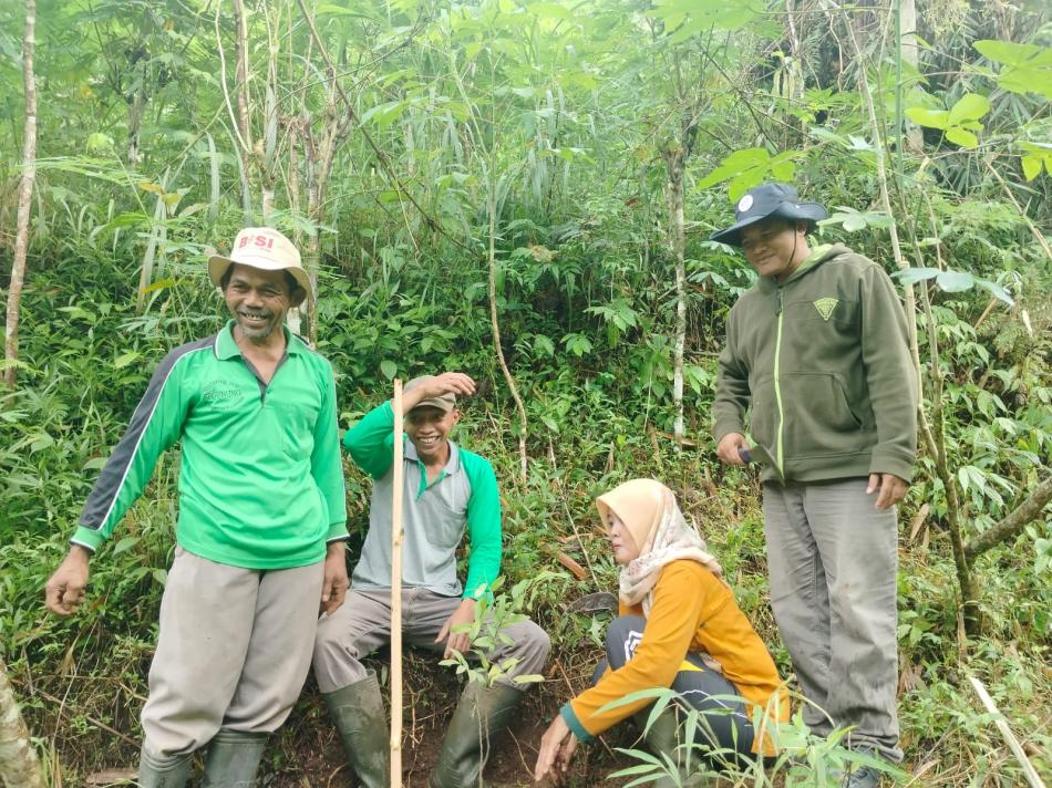 27WhatsApp Image 2025-12-11 at 15.28.39.jpeg